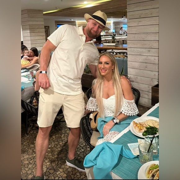 Meet your Posher, Amanda - Picture 10 of 14